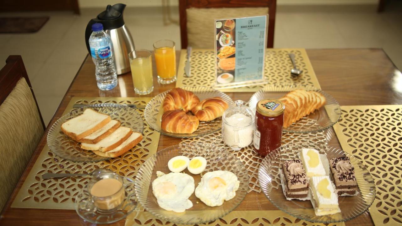 World Inn Hotel Karachi Bagian luar foto